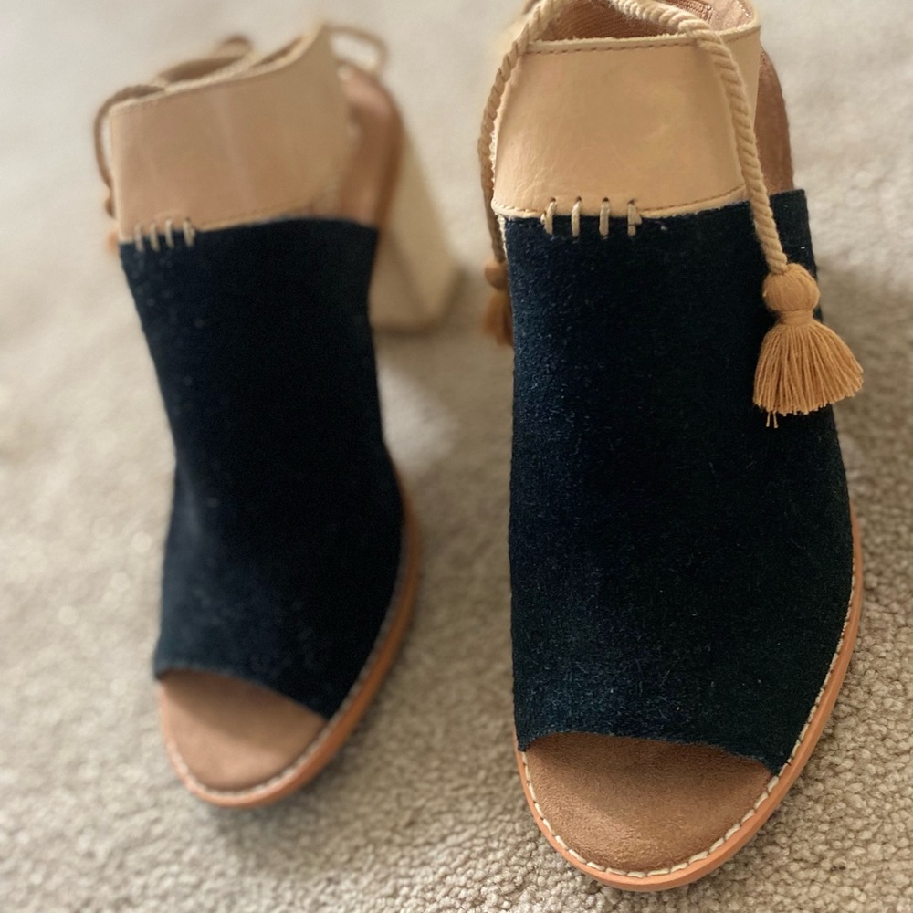 TOMS